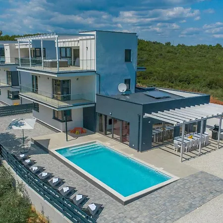 Luna Villa Pomer